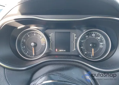 2019 Jeep Cherokee Latitude Fwd z USA, uszkodzony, nr VIN 1C4PJLCB0KD171787